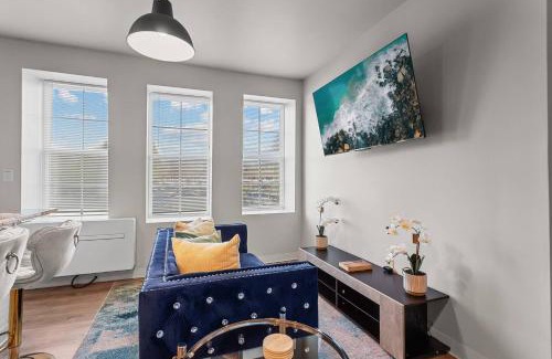New Center Detroit Apartment | Classic 2BR Detroit Sugar Hill