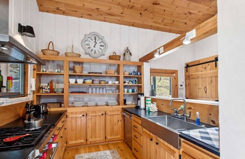 West Jefferson House | Classic Barn Home with Contemporary Design
