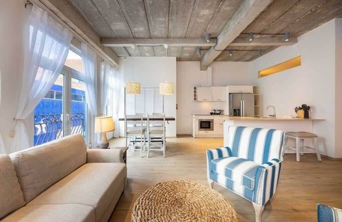 Pietermaai District Apartment | Classic Elegance: 2BR Townhome in City Centre