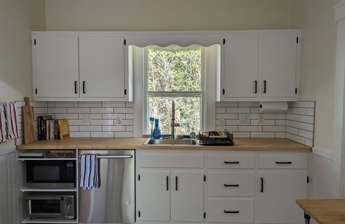 Amagansett Lanes House | Classic Hamptons Home in the Amagansett Lanes - Walk to Beach and Town