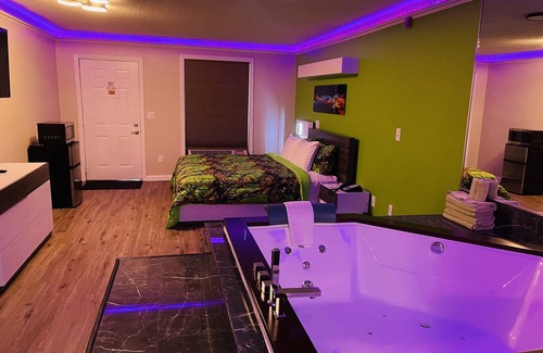 West Greenwich Hotel | Classic Motor Lodge West Green