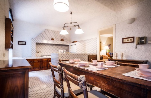 Cernobbio Apartment | Classy apartment with terrace few steps from the lake