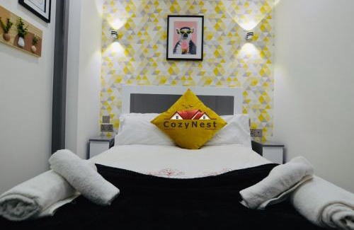 Reading City Centre Apartment | Classy Central Self Contained Flat by CozyNest