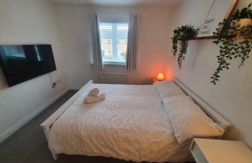 Clyst St Mary House | Classy Family House-Gym-Free Parking-Train station