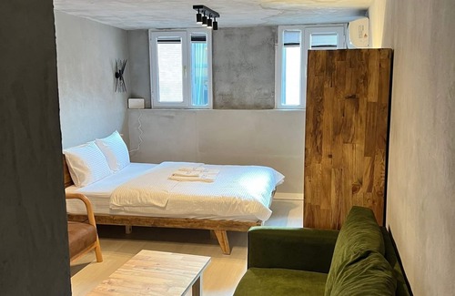 Karakoy Apartment | Classy Furnished Studio in The Heart of Karaköy