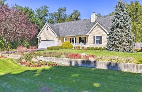 Jamesport House | Classy Getaway with Deck and Yard Less Than 1 Mi to Beach