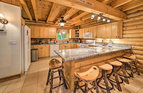 Jackson Cabin | Classy Home w/Hot Tub: 2 Mi to Lake Access!