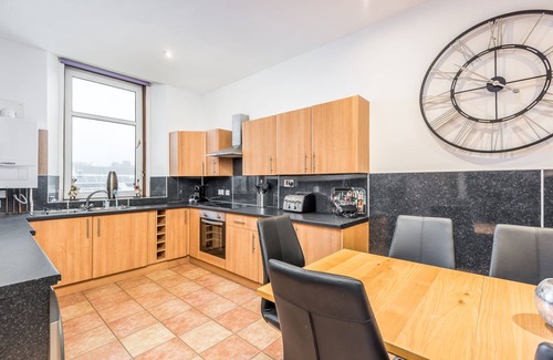 Broughty Ferry Apartment | Claymore Apartment, Brook Street, central Broughty Ferry, Dundee