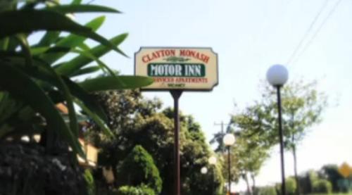 Clayton Hotel | Clayton Monash Motor Inn & Serviced Apartments