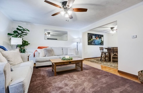 Brockport House | Clean, modern, updated 3 bedroom whole house in Brockport NY near the Erie Canal