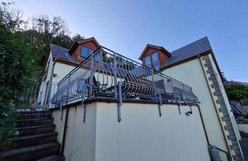 Pendine House | Clear View