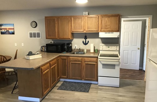 Piedmont Cabin | Clearwater Lake, cabin minutes from Bluff View Marina & boat dock