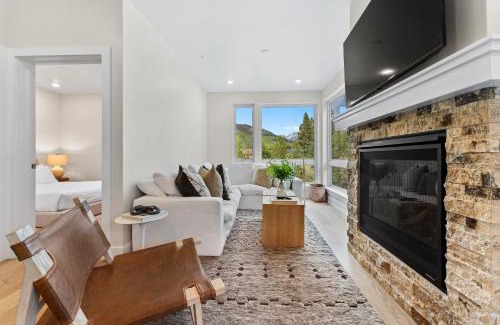 Lakeside Village Apartment | Clearwater Lofts 205 Building 3 by Summit County Mountain Retreats