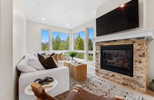 Lakeside Village Apartment | Clearwater Lofts 205 Building 3 by Summit County Mountain Retreats
