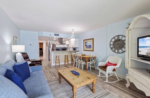 Gulf Shores Condo | Clearwater unit 4C NEW RENTAL & DIRECT BEACHFRONT in GULF SHORES