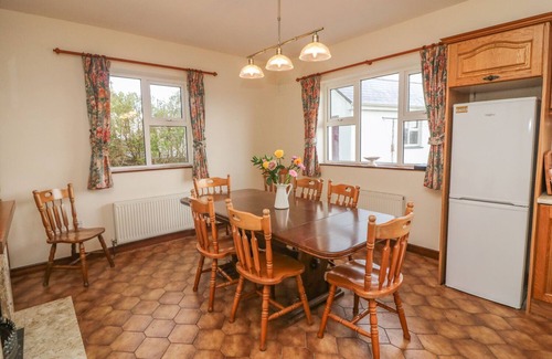 Miltown Malbay House | CLEARY COTTAGE, pet friendly in Miltown Malbay, County Clare