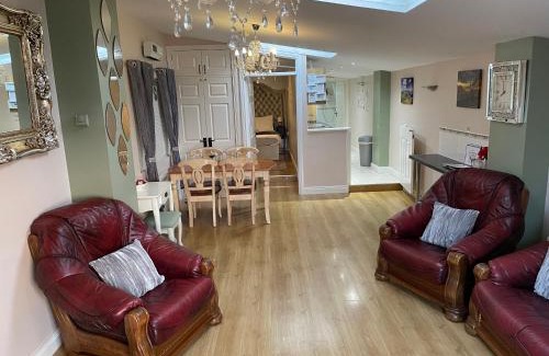Newry Apartment | Cleomack View, Annex apartment with Hot Tub