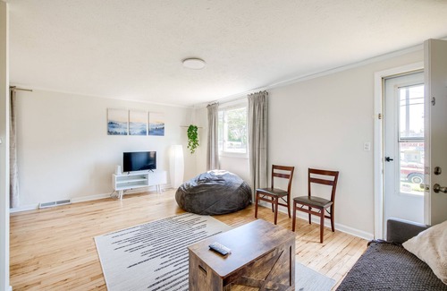 Cleveland Cottage | Cleveland Vacation Rental: Minutes to Downtown!