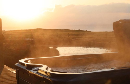 Ballycastle Cabin | Cliff Top Retreat with Private Hot tub (Cab1)