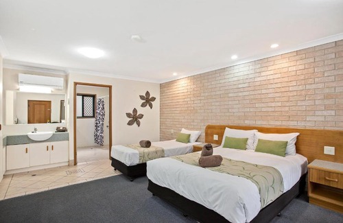 Harristown Hotel | Clifford Gardens Motor Inn
