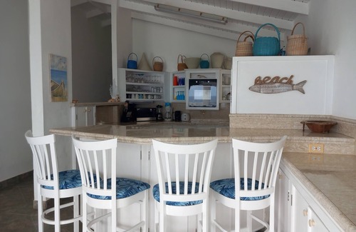 Ocean City House | Cliffside house with stunning sea view w/private pool 10 min walk to the beach!