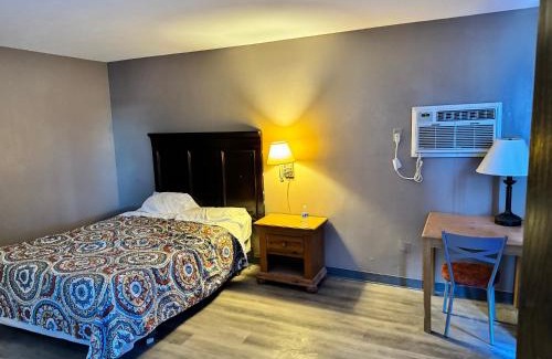 Clintonville Hotel | Clintonville Motel