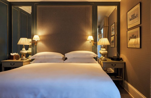 Taplow Hotel | Cliveden House - an Iconic Luxury Hotel
