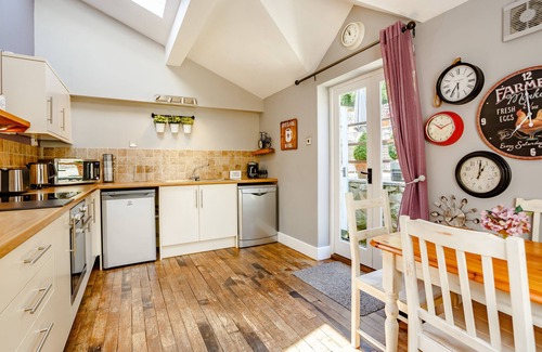 Tidenham Cottage | Clock Cottage - Luxury 2 bed Holiday Let
