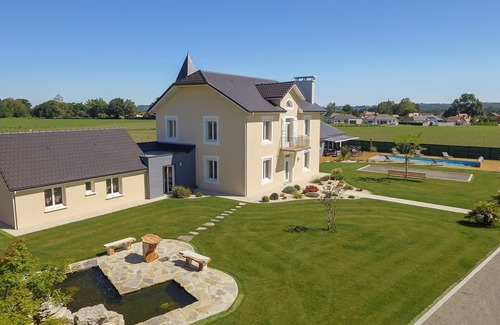 Uzan House | Clos Irilias - Gîte D'exception Avec vue sur les Pyrénées