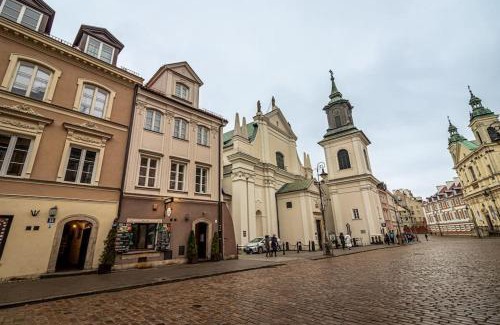 Old Town Apartment | Close-Central Warsaw Apartment - Great Location- Warsaw Stays- Freta