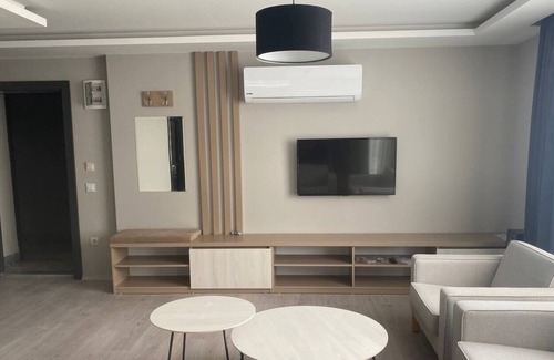 Lara Apartment | Close to beach and shopping