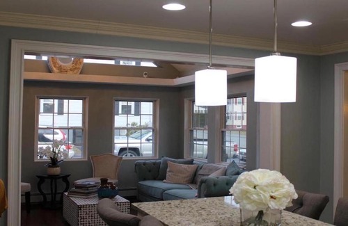 Marlborough House | Close to BOSTON 5Beds2bath w/ Parking and Laundry
