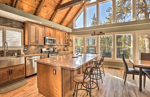 Truckee House | Close to Donner Lake & Skiing: Truckee Getaway