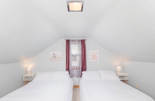 Appleton House | Close to Downtown / Oshkosh / Lambeau Field
