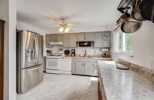 Columbus House | Close to Everything, Stocked Kitchen, Full House: 3 bedroom, 2.5 bath