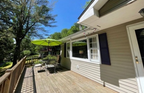 Long Eddy House | Close to fun winter and summer activities!