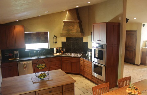 Del Rey Oaks House | Close to Laguna Seca Raceway, beach, airport, aquarium and golf courses