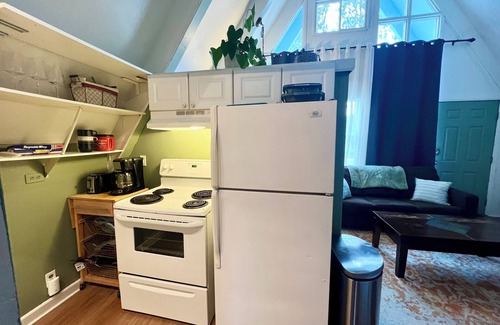 Michaywe House | Close to Nature, Beaches, Hiking, Golf, Ski & Downtown