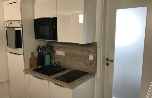 Habenhausen Apartment | Close to the dike! Feel comfortable in Bremen