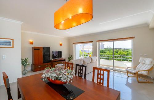 Praia de Santa Cruz Apartment | Close to the sea, to Lisbon and to your heart