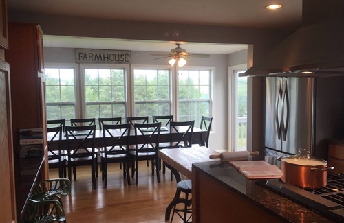 Town of Jerusalem House | Close to wineries, room for family, lakeview, gourmet kitchen, yard, easy in/out
