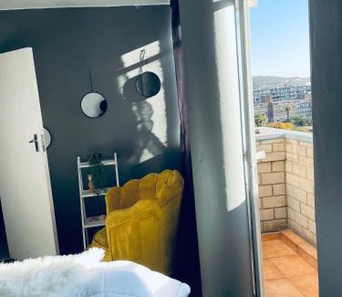 Sunnyside Apartment | Cloud 10 Hideaway