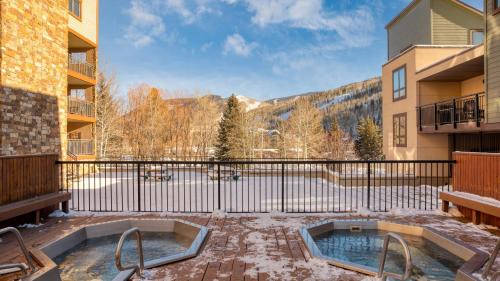 Vail House | Cloud 9 by AvantStay Located at the Base of Vail Ski Resort w Community Pool Hot Tub