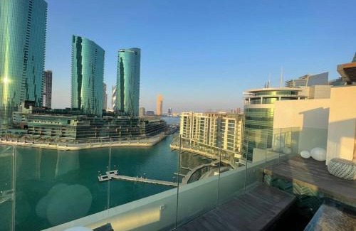 Manama Apartment | Cloud9 Waterfront Luxury Condo