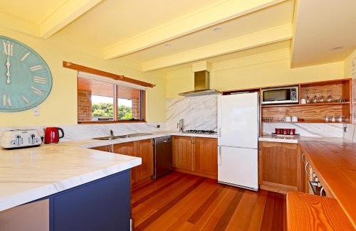 South Bruny House | Cloudy Bay Villa