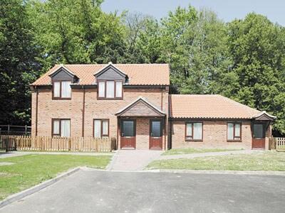 Norwich House | Clover Cottage - W40835