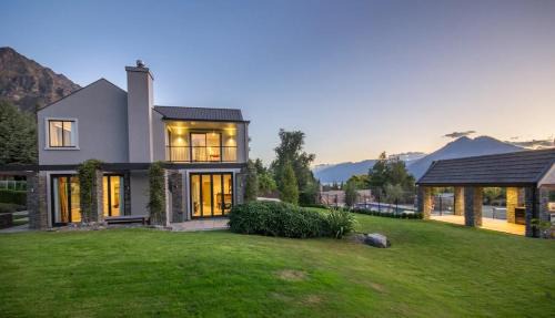 Kawarau Falls Villa | Club Moana at Oraka