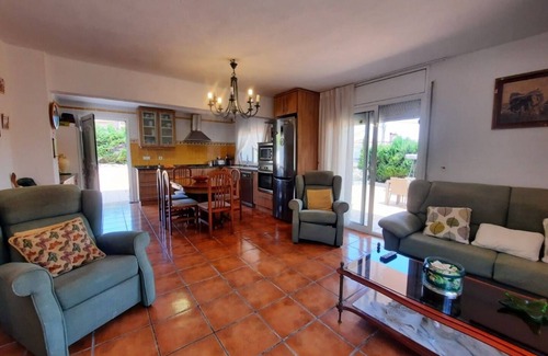 Fogars de la Selva Villa | Club Villamar - Enjoy a carefree family vacation in the sunny, detached villa Eclipse with privat.