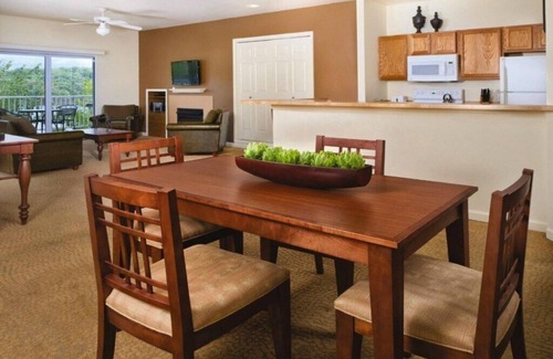 Kaiser Condo | Club Wyndham Lake of Ozarks, Missouri, 1 Bedroom Suite
