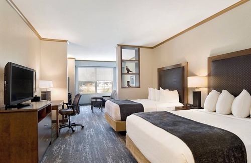 Pierre Hotel | Clubhouse Hotel & Suites Pierre